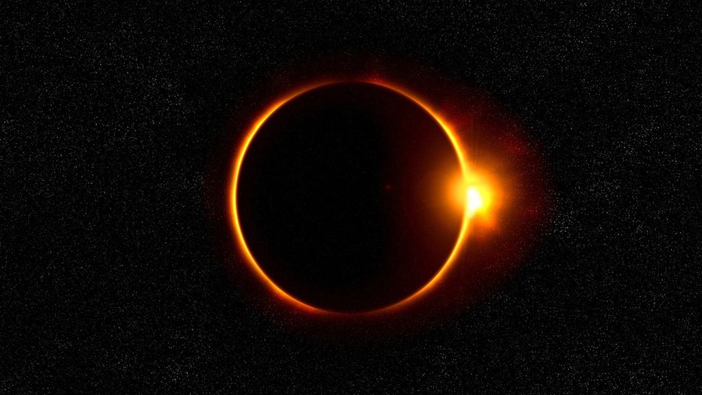 Solar Panels During Eclipse: What Happens?